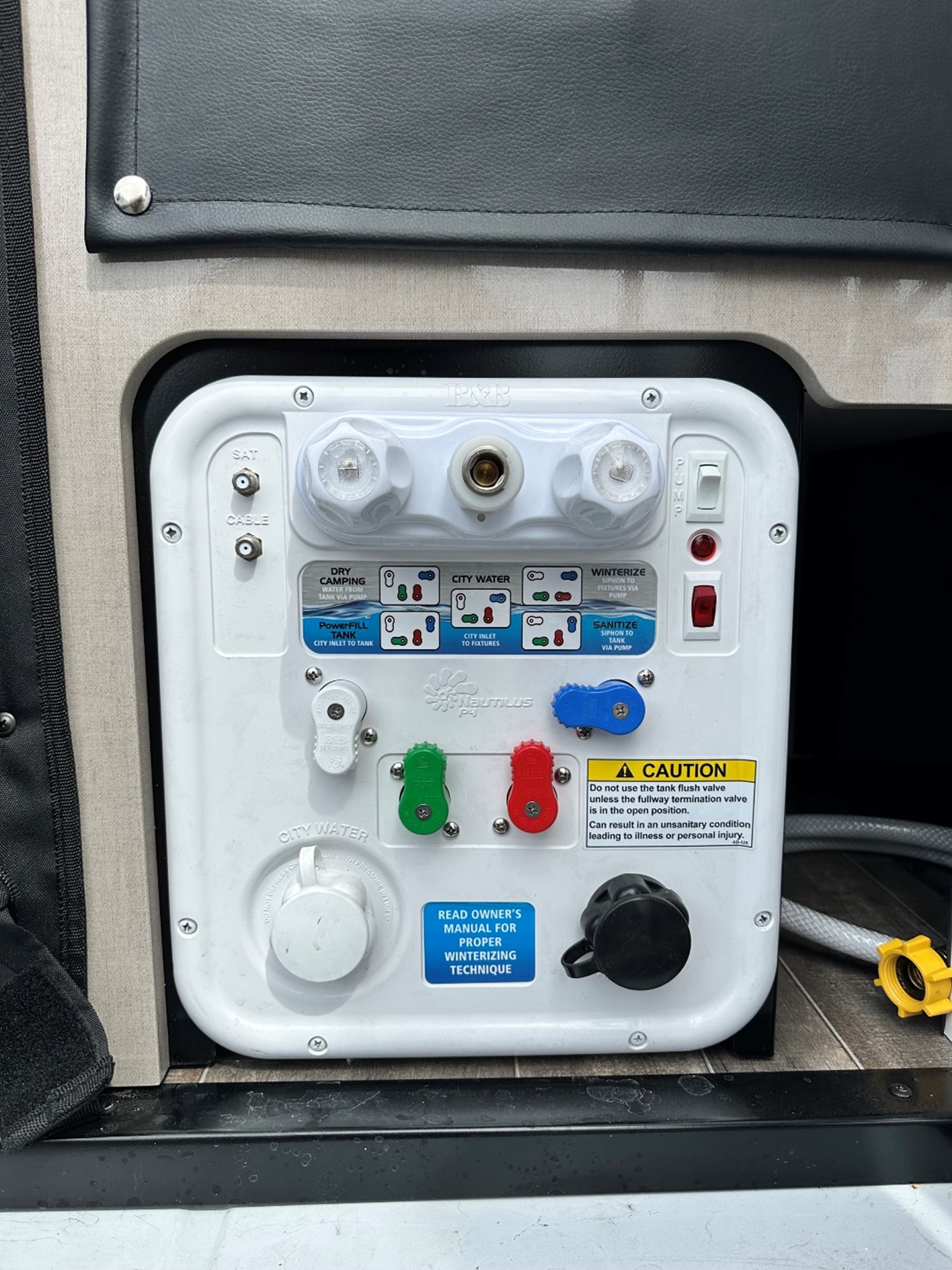 Winnebago Couple Condo water tank in the back.jpg