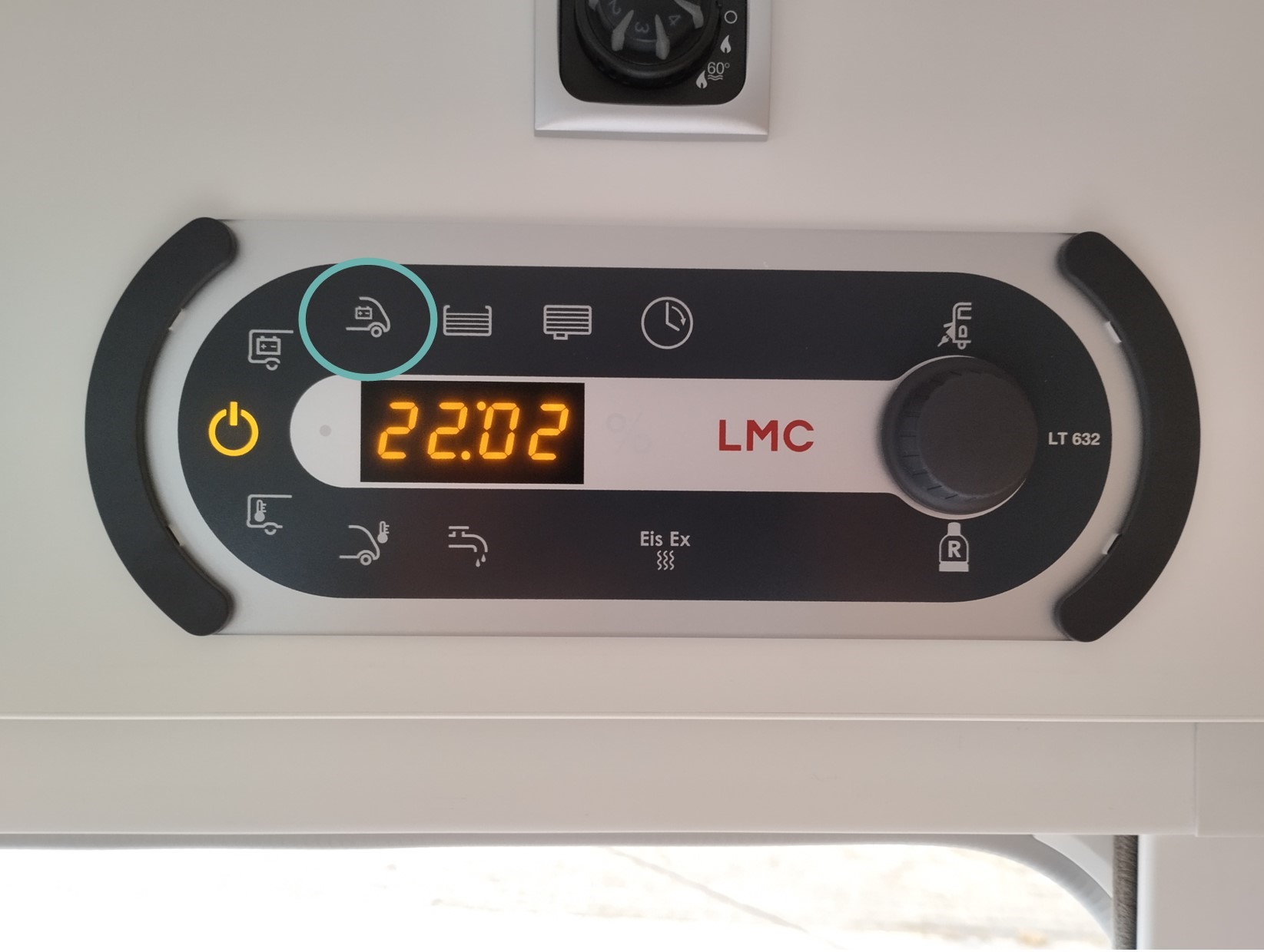 ladung fahrzeugbatterie.jpg